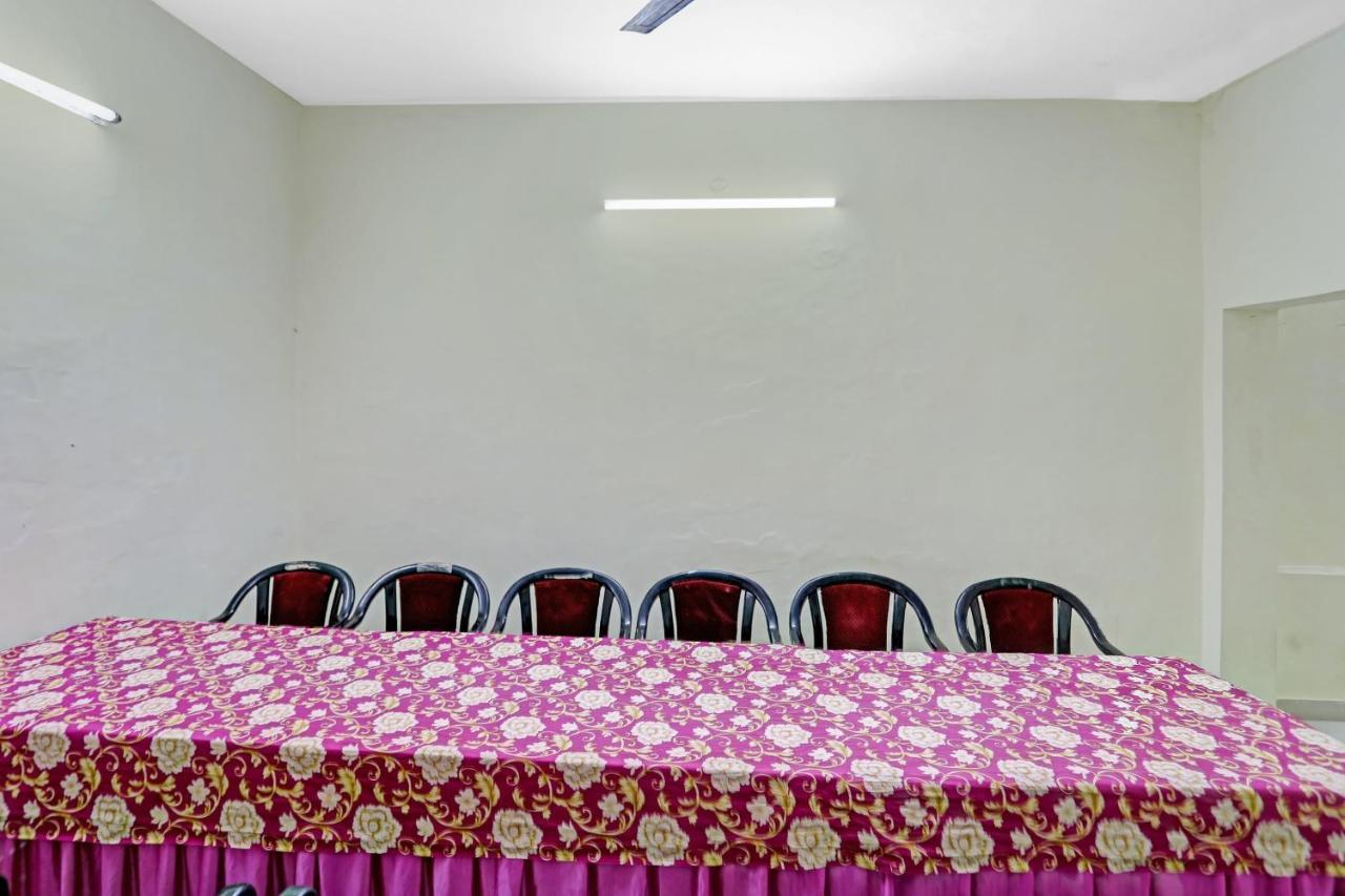Collection O 85238 Tulika Garden Hotel Izatnagar Exterior photo