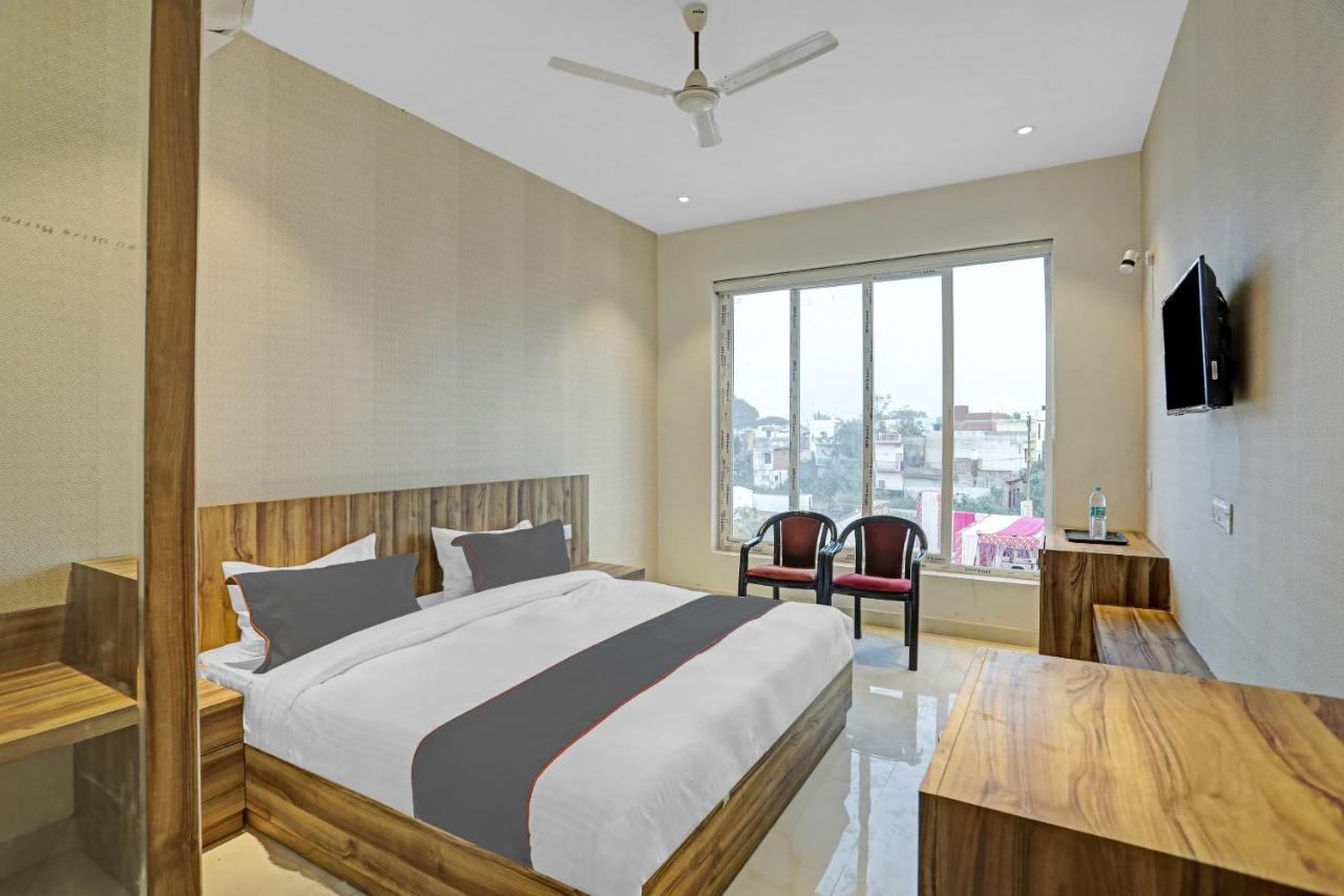 Collection O 85238 Tulika Garden Hotel Izatnagar Exterior photo